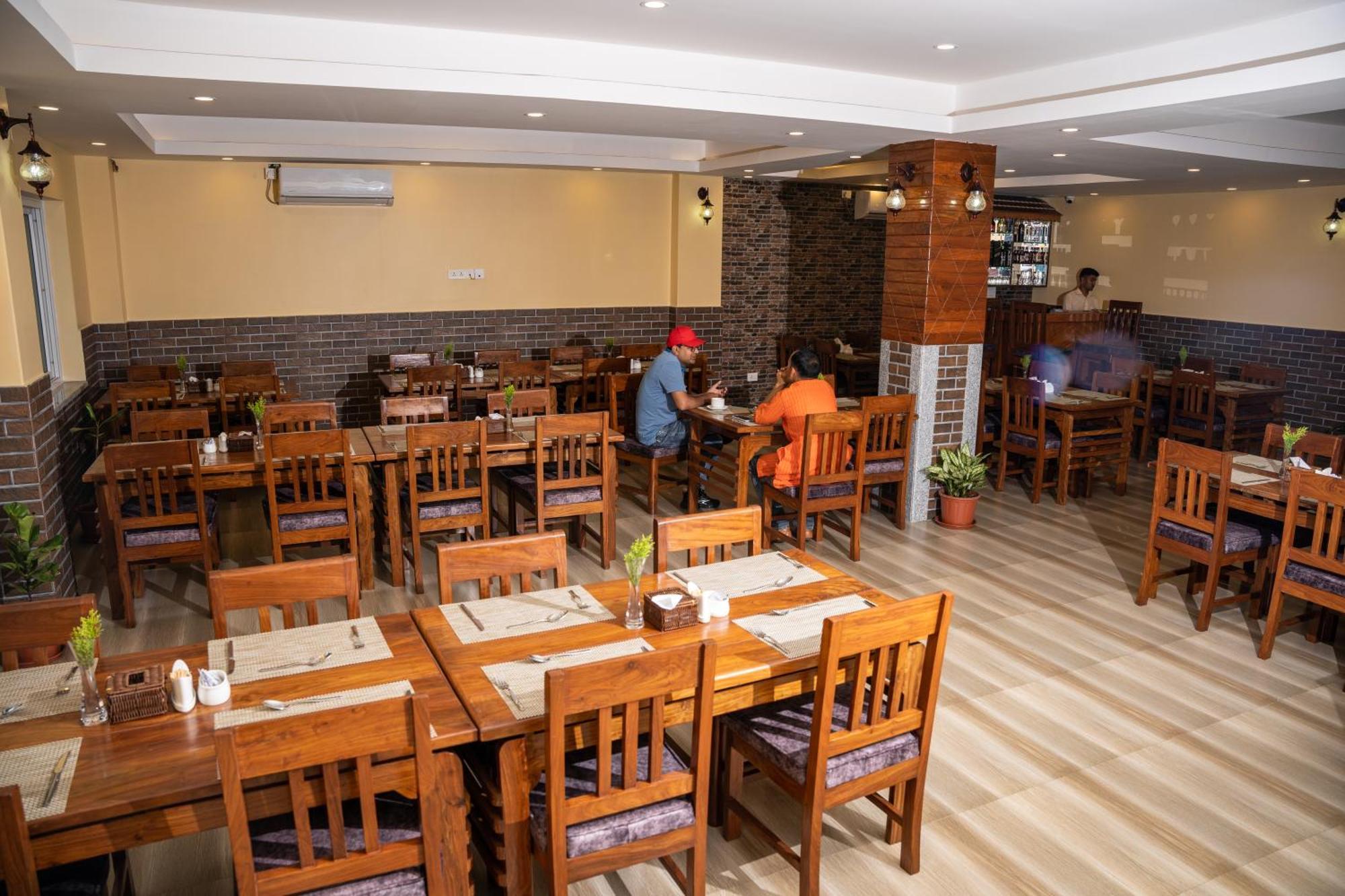 Hotel Hidden Kingdom Pokhara Exterior foto